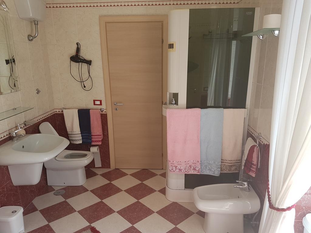 Thousand Colors Bed & Breakfast